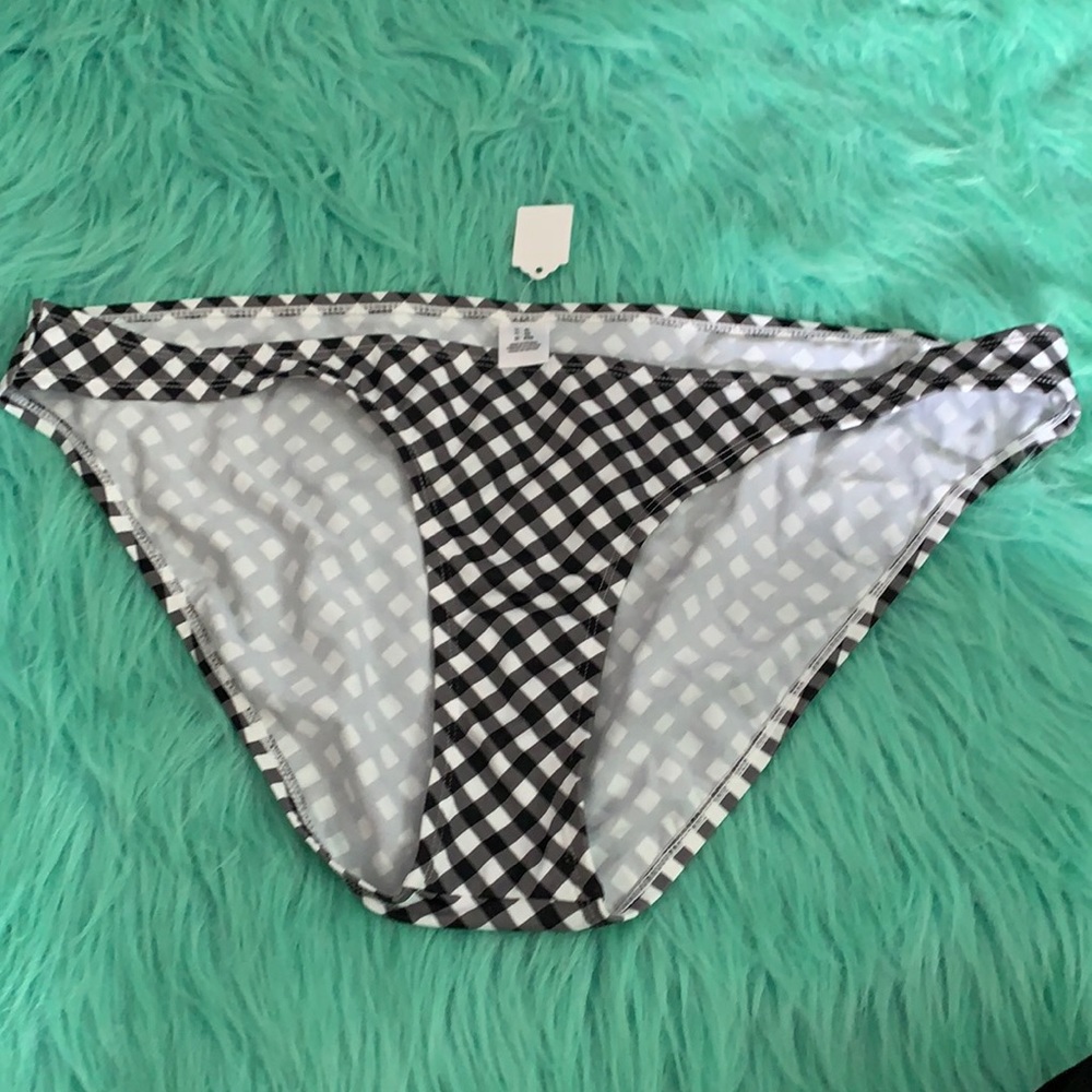 Bikini bottoms
